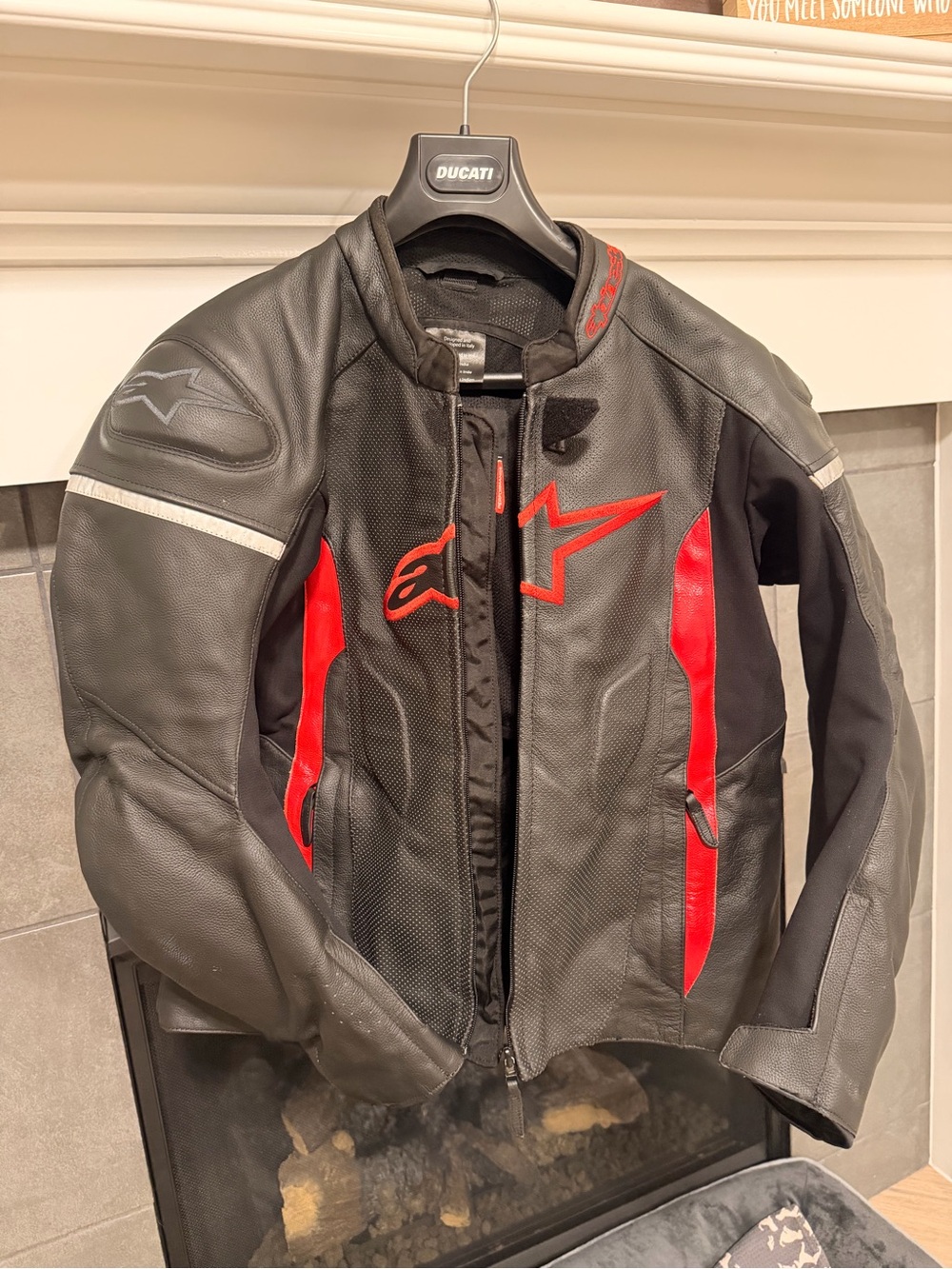 Alpinestars Black Leather Jacket with Red Logo - Picture 3 of 7